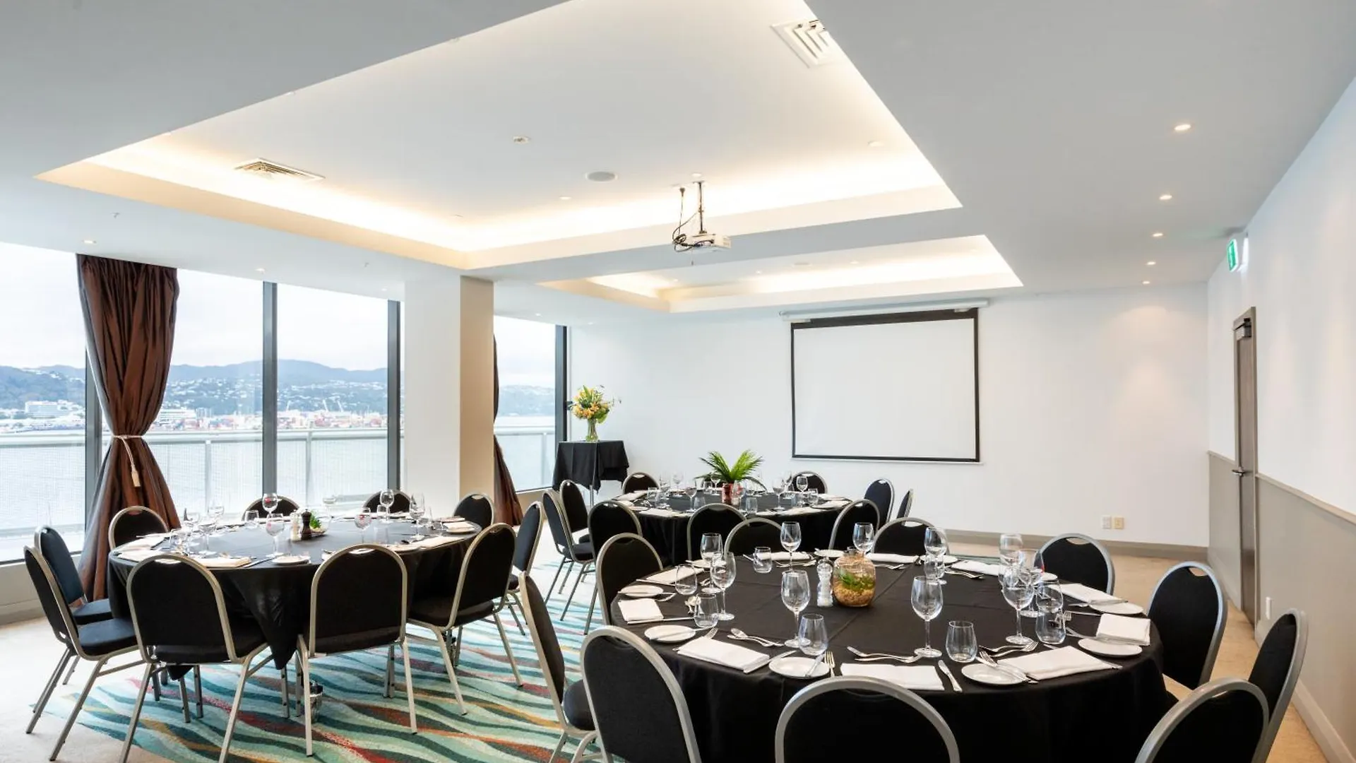 Copthorne Hotel Wellington, Oriental Bay 4*, Wellington