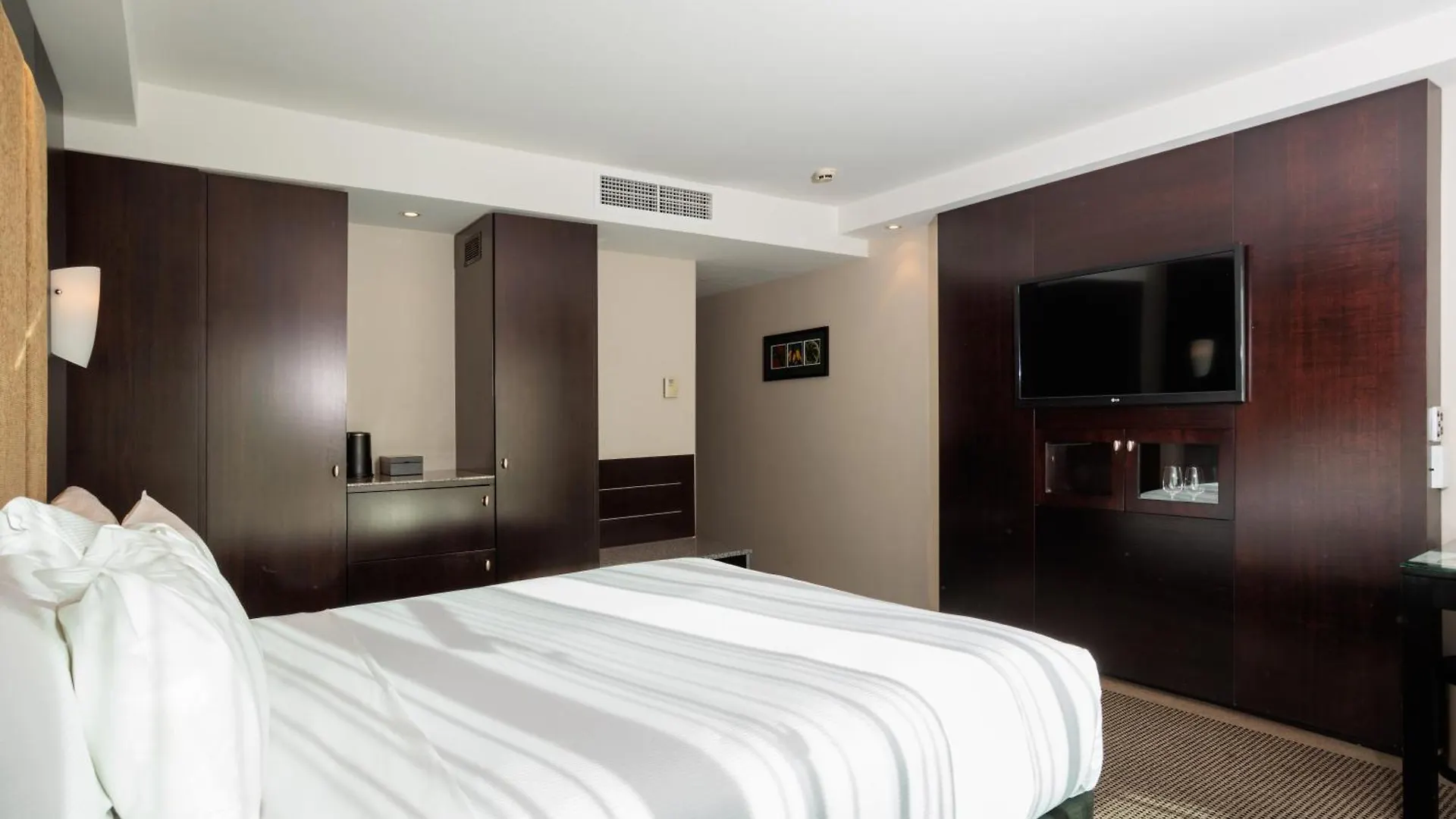 Copthorne Hotel Wellington, Oriental Bay 4*, Wellington